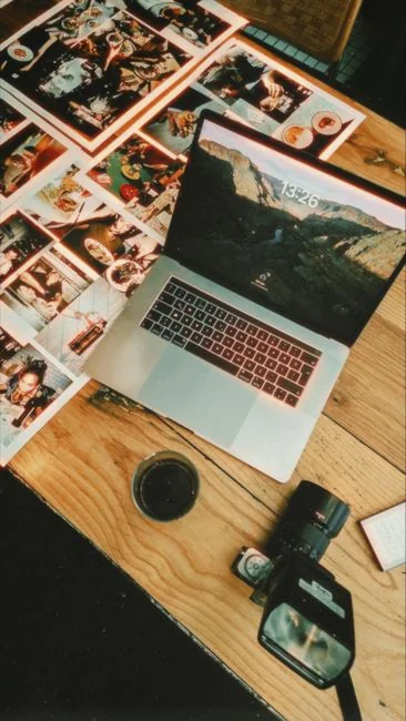 macbook-pro-turned-on-bd7gnnwjbku